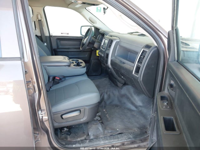 Продажа на аукционе авто 2018 Ram 1500 Tradesman  4x2 6'4 Box, vin: 1C6RR6FG2JS283924, номер лота: 45775113