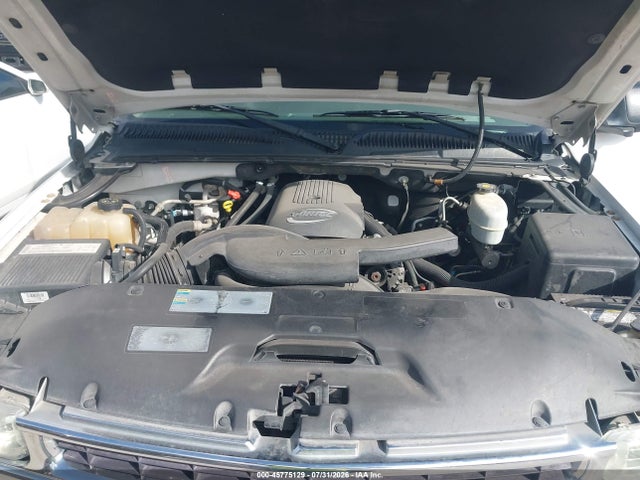 2004 Chevrolet Tahoe Ls მანქანა იყიდება აუქციონზე, vin: 1GNEC13Z24R313699, აუქციონის ნომერი: 45775129