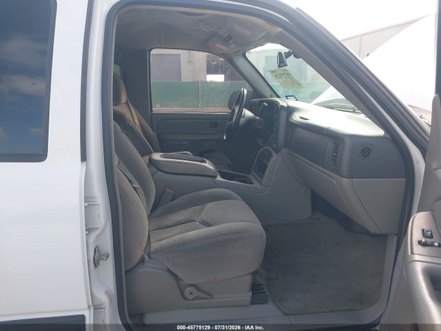 2004 Chevrolet Tahoe Ls მანქანა იყიდება აუქციონზე, vin: 1GNEC13Z24R313699, აუქციონის ნომერი: 45775129