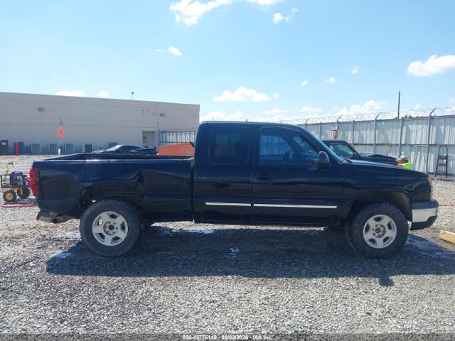 2005 Chevrolet Silverado 1500 Z71 მანქანა იყიდება აუქციონზე, vin: 1GCEK19B85E136087, აუქციონის ნომერი: 45775149
