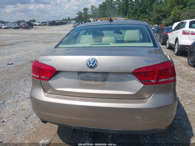 Aukcja sprzedaży 2015 Volkswagen Passat 2.0l Tdi Se, vin: 1VWBV7A37FC032539, numer aukcji: 45775165
