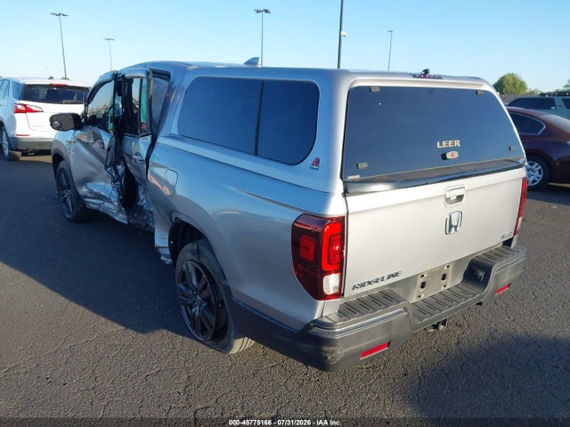 Honda Ridgeline Sport 2018 5FPYK3F15JB000715 Image 3