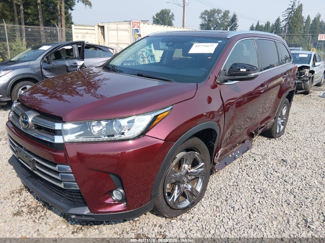 Продажа на аукционе авто 2018 Toyota Highlander Limited Platinum, vin: 5TDDZRFHXJS811294, номер лота: 45775176