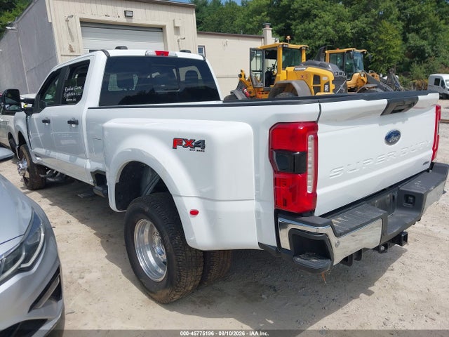 45775196 :رقم المزاد ، 1FT8W3DT6REF72441 vin ، 2024 Ford F-350 Xl مزاد بيع