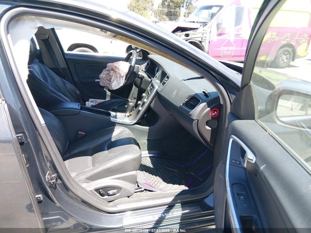 Продажа на аукционе авто 2012 Volvo S60 T6, vin: YV1902FH7C2111678, номер лота: 45775199