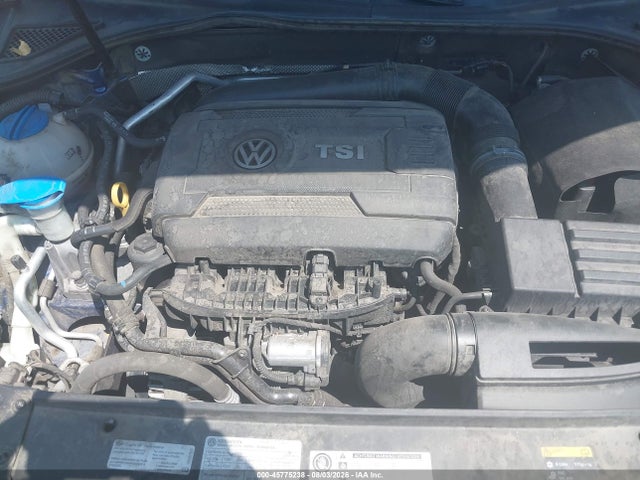 1VWBT7A36GC011768 Volkswagen Passat 1.8t Se
