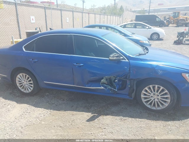 1VWBT7A36GC011768 Volkswagen Passat 1.8t Se