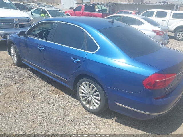 1VWBT7A36GC011768 Volkswagen Passat 1.8t Se