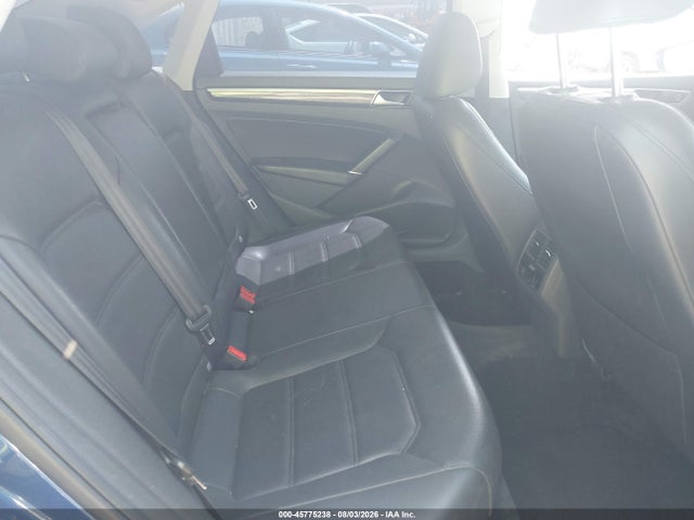 45775238 :رقم المزاد ، 1VWBT7A36GC011768 vin ، 2016 Volkswagen Passat 1.8t Se مزاد بيع