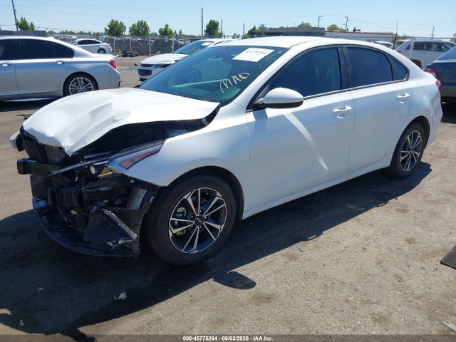 KIA Forte Lxs 2024 3KPF24ADXRE801455 Image 2