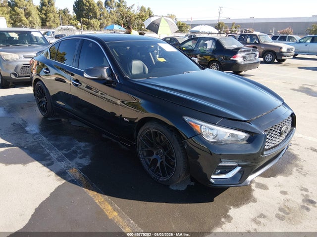 Infiniti Q50 3.0t Luxe 2018 JN1EV7AP1JM354490 Image 1