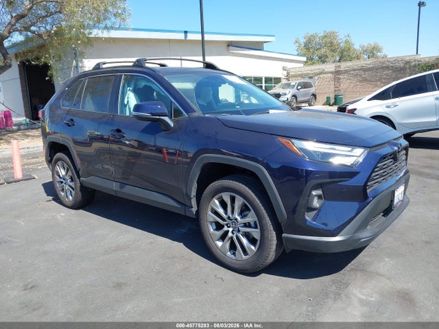 2T3C1RFV8RW332035 Toyota Rav4 Xle Premium