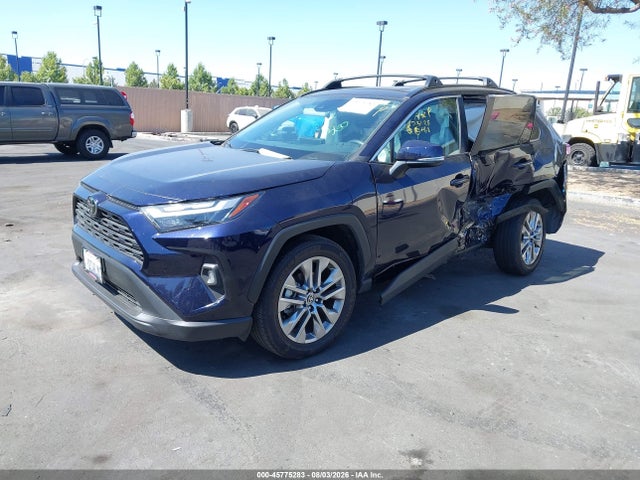 2T3C1RFV8RW332035 Toyota Rav4 Xle Premium
