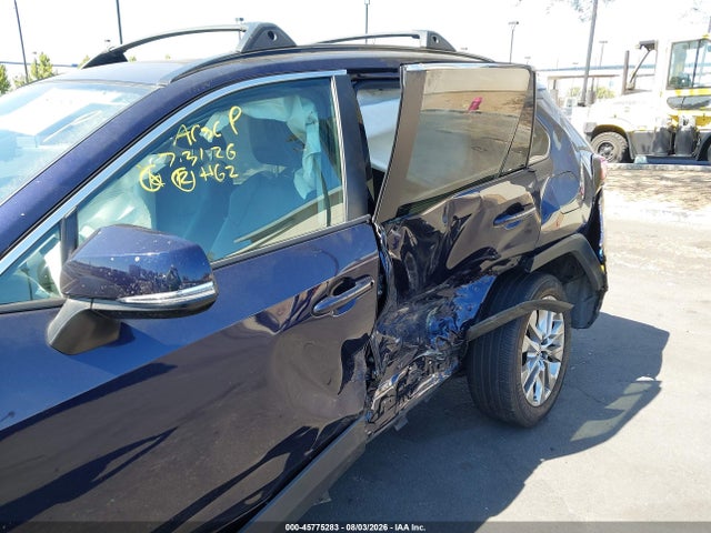 2T3C1RFV8RW332035 Toyota Rav4 Xle Premium