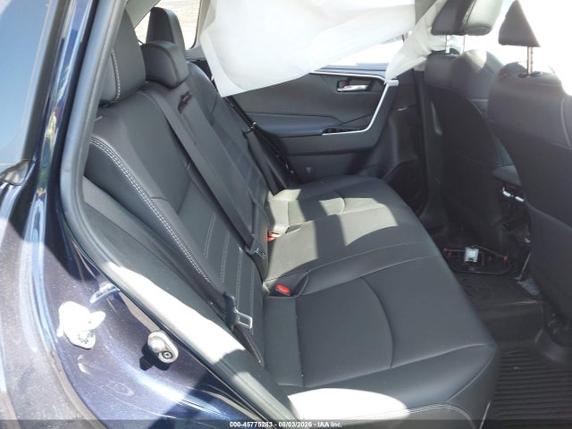 2T3C1RFV8RW332035 Toyota Rav4 Xle Premium
