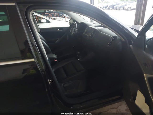 45775301 :رقم المزاد ، WVGBV95N09W002727 vin ، 2009 Volkswagen Tiguan Se/sel مزاد بيع