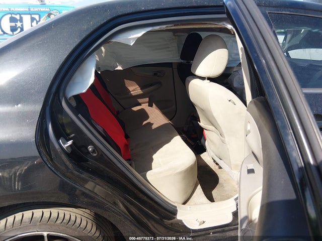 45775372 :رقم المزاد ، 2T1BU4EE6DC953235 vin ، 2013 Toyota Corolla Le مزاد بيع