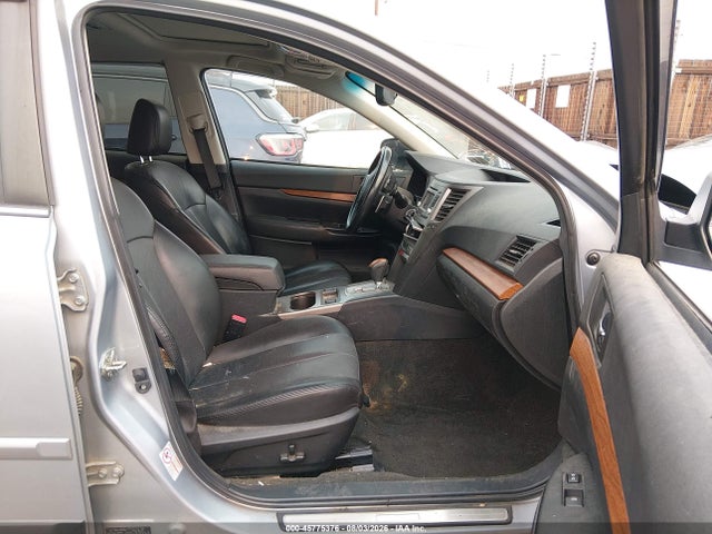 4S4BRCLC7E3303316 Subaru Outback 2.5i Limited