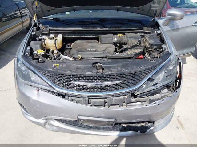 Aukcja sprzedaży 2017 Chrysler Pacifica Touring-l Plus, vin: 2C4RC1EG4HR832484, numer aukcji: 45775390