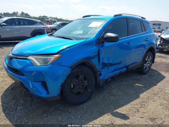 45775417 :رقم المزاد ، 2T3ZFREV0HW357278 vin ، 2017 Toyota Rav4 Le مزاد بيع