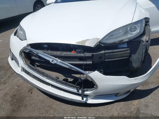 Tesla Model S P85 2014 5YJSA1H18EFP35083 Image 6
