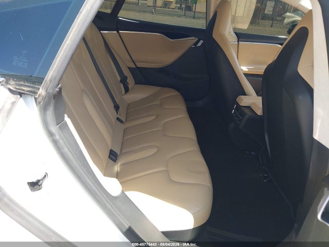 Tesla Model S P85 2014 5YJSA1H18EFP35083 Image 8