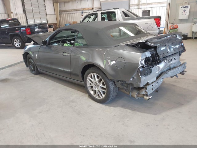 Продаж на аукціоні авто 2014 Ford Mustang V6 Premium, vin: 1ZVBP8EM7E5314704, номер лоту: 45775445