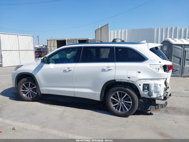 Toyota Highlander Xle 2017 5TDJZRFH8HS431352 Image 15