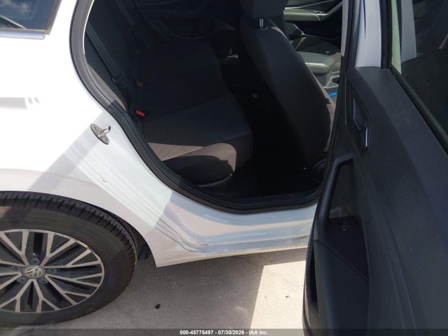 45775497 :رقم المزاد ، 3VWN57BU0MM088922 vin ، 2021 Volkswagen Jetta 1.4t R-line/1.4t S مزاد بيع