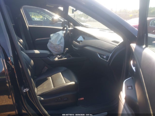 45775518 :رقم المزاد ، 1GYFZDR49KF115784 vin ، 2019 Cadillac Xt4 Premium Luxury مزاد بيع