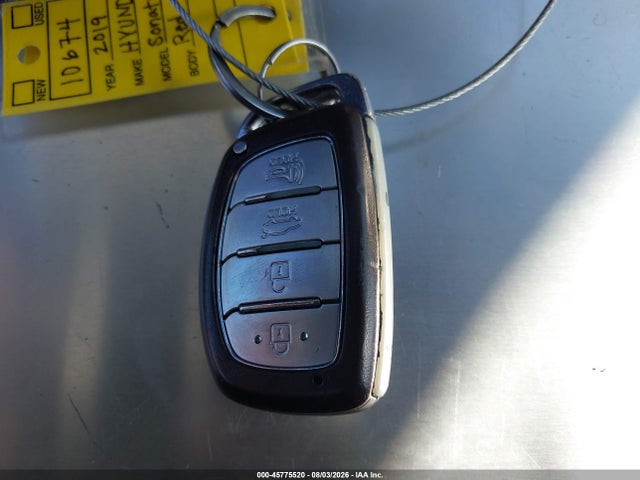 Hyundai SONATA SEL 2019 5NPE34AF3KH784011 Image 11