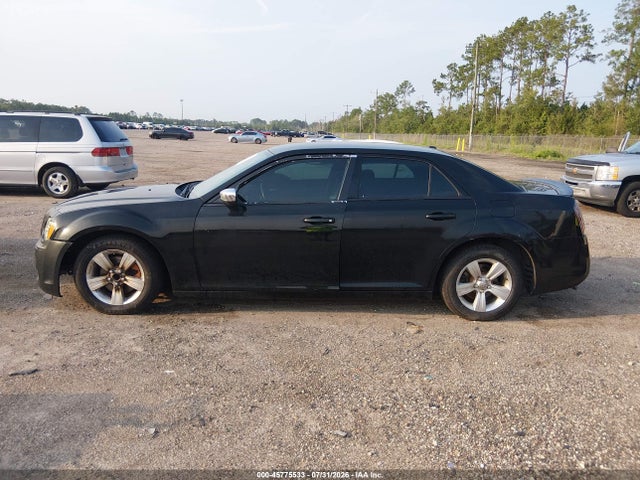 Aukcja sprzedaży 2014 Chrysler 300 300s, vin: 2C3CCABG9EH250803, numer aukcji: 45775533