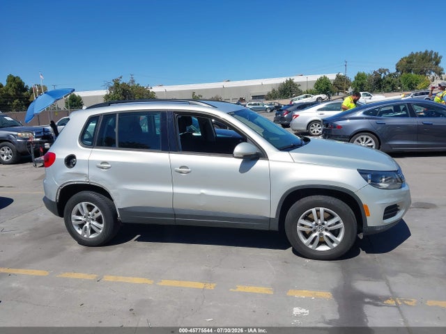 WVGBV7AXXFW514762 Volkswagen TIGUAN S