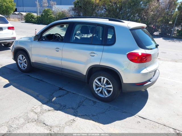 WVGBV7AXXFW514762 Volkswagen TIGUAN S