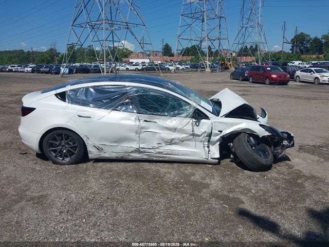 Продаж на аукціоні авто 2022 Tesla Model 3 Long Range Dual Motor All-wheel Drive, vin: 5YJ3E1EB9NF324605, номер лоту: 45775560