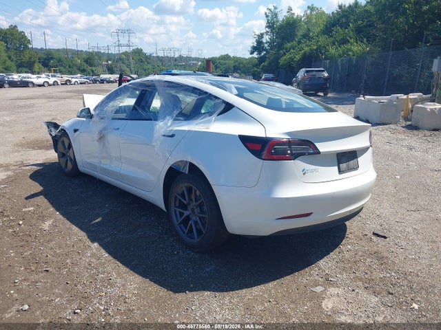 Продаж на аукціоні авто 2022 Tesla Model 3 Long Range Dual Motor All-wheel Drive, vin: 5YJ3E1EB9NF324605, номер лоту: 45775560
