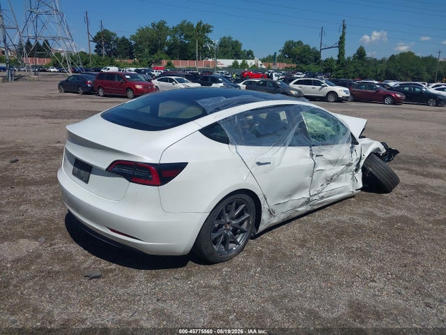 Продаж на аукціоні авто 2022 Tesla Model 3 Long Range Dual Motor All-wheel Drive, vin: 5YJ3E1EB9NF324605, номер лоту: 45775560