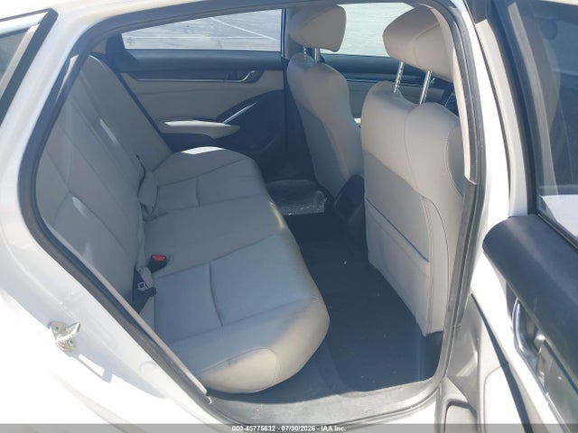 45775632 :رقم المزاد ، 1HGCV1F14JA066245 vin ، 2018 Honda Accord Lx مزاد بيع