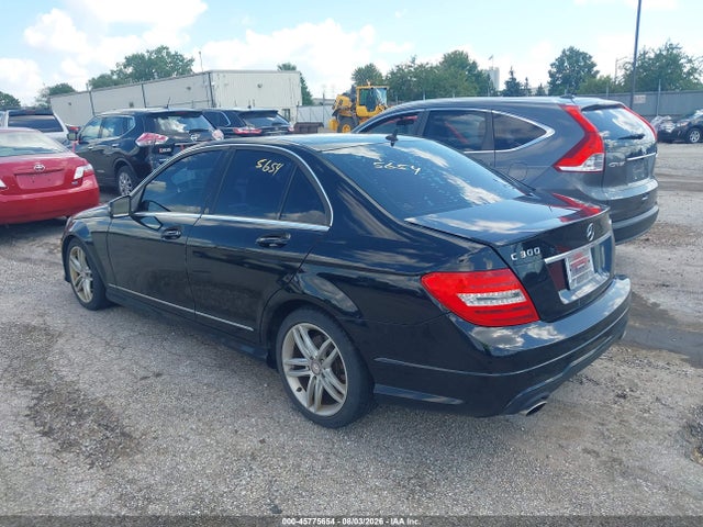 2014 Mercedes-benz C 300 Sport 4matic მანქანა იყიდება აუქციონზე, vin: WDDGF8AB1EG221171, აუქციონის ნომერი: 45775654