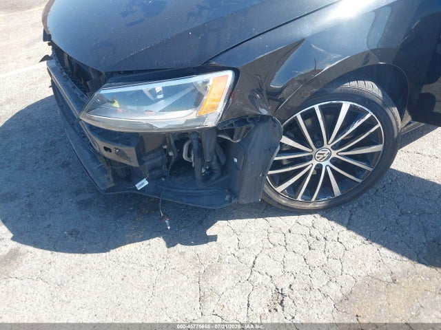 3VWD17AJ9GM377302 Volkswagen Jetta 1.8t Sport