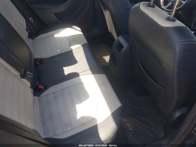 3VWD17AJ9GM377302 Volkswagen Jetta 1.8t Sport