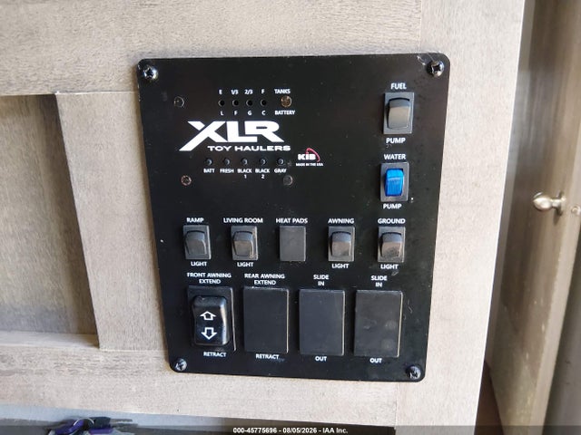 2022 Forest River Xlr Boost 27qb Travel Trailer მანქანა იყიდება აუქციონზე, vin: 5ZT2XLSB6NZ000848, აუქციონის ნომერი: 45775696