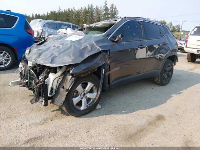 3C4NJDBB8JT423387 Jeep Compass Latitude 4x4