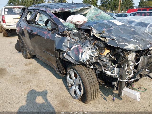 3C4NJDBB8JT423387 Jeep Compass Latitude 4x4