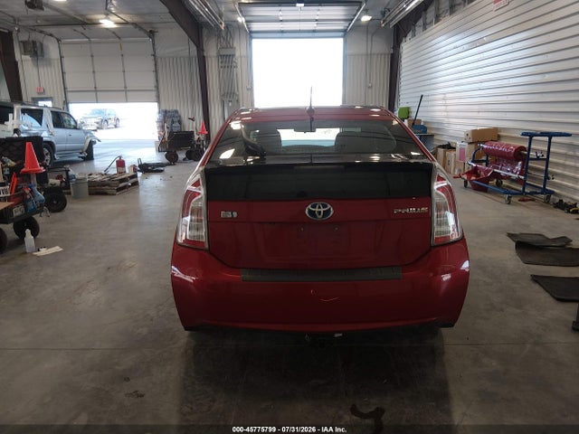 Toyota Prius Three 2014 JTDKN3DU9E1736641 Image 16