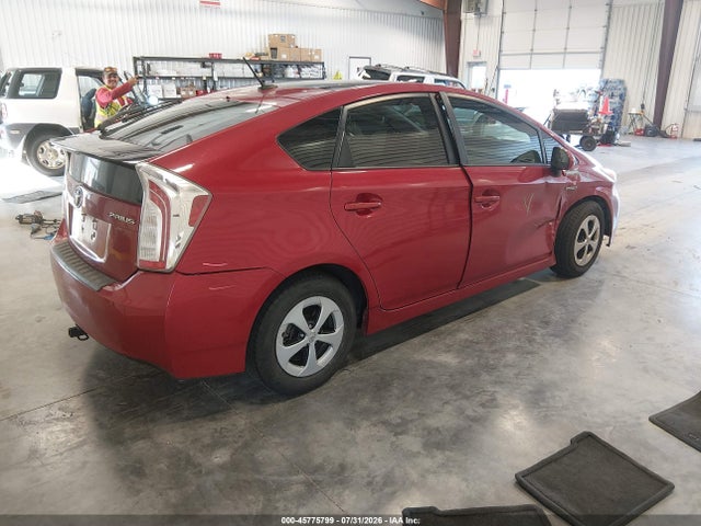 Toyota Prius Three 2014 JTDKN3DU9E1736641 Image 4