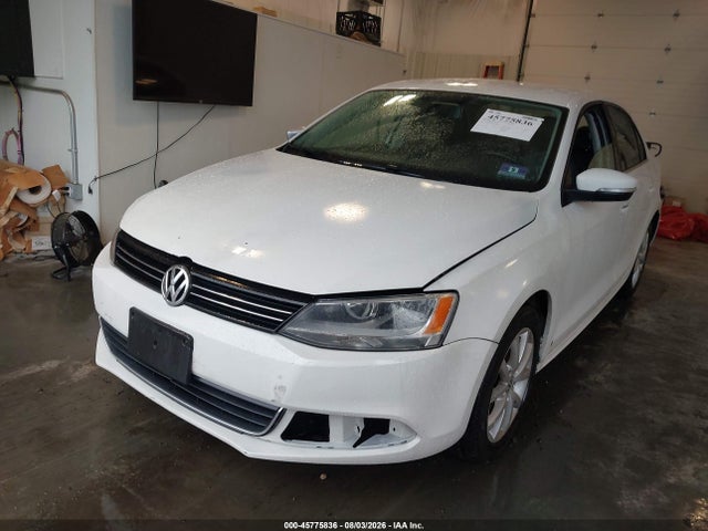 45775836 :رقم المزاد ، 3VWDP7AJ5DM218920 vin ، 2013 Volkswagen Jetta 2.5l Se مزاد بيع