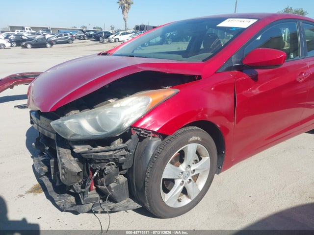 45775871 :رقم المزاد ، KMHDH4AE8CU218160 vin ، 2012 Hyundai Elantra Gls (ulsan Plant) مزاد بيع