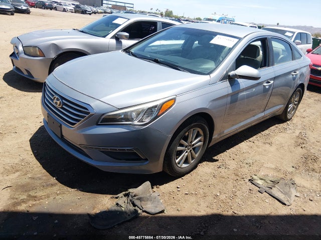 Hyundai SONATA SE 2015 5NPE24AF9FH145964 Image 2