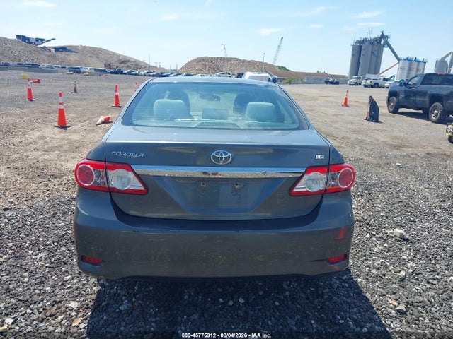 45775912 :رقم المزاد ، 2T1BU4EE2DC985017 vin ، 2013 Toyota Corolla Le مزاد بيع